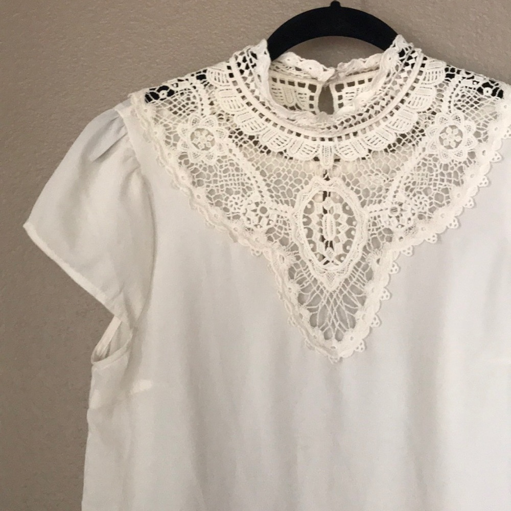 CROCHET HIGH NECK BLOUSE
